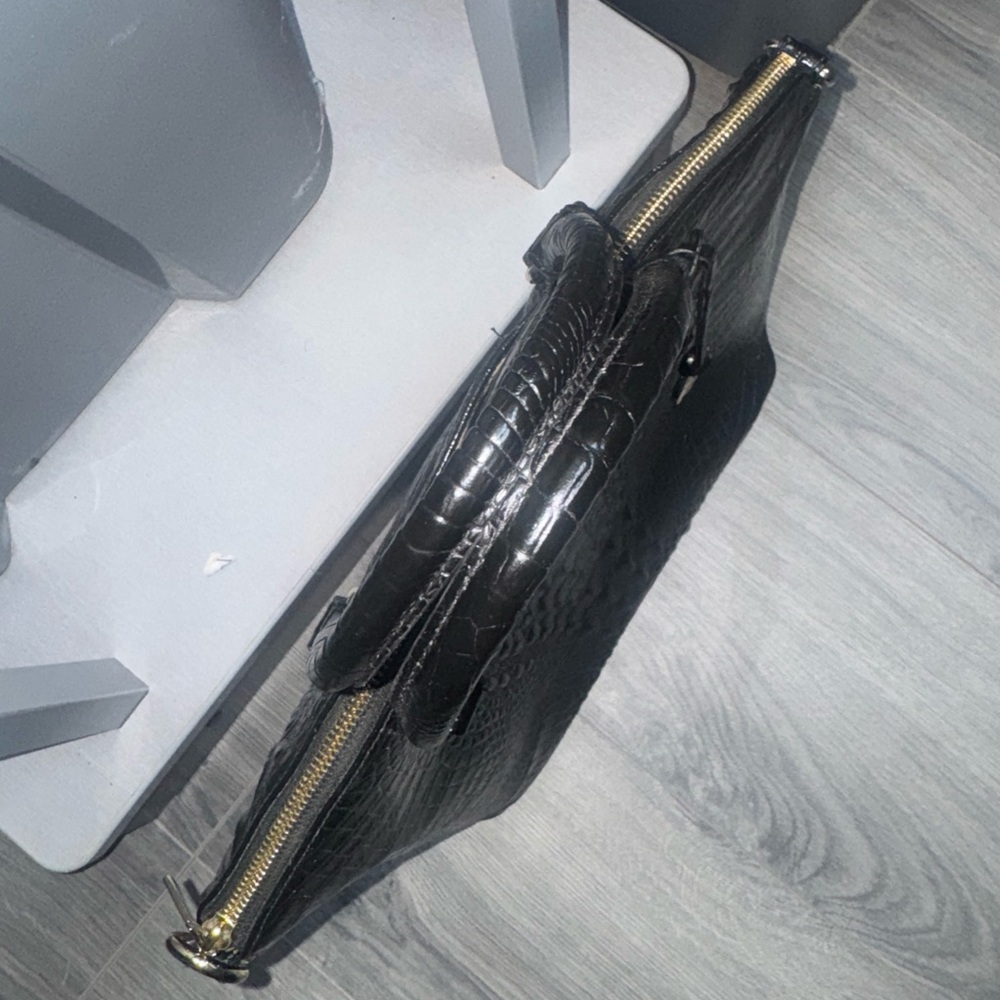 Brahmin Glossy Black Embossed bag. Missing long strap. Needs cleaning inside! - Picture 4 of 7